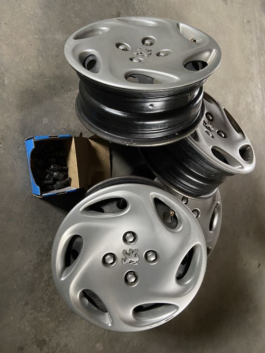 Conjunto de 4 jantes, tampoes e pernos, Peugeot 206