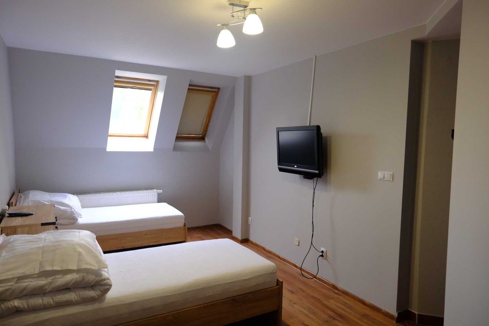 Noclegi, pokoje do wynajęcia.