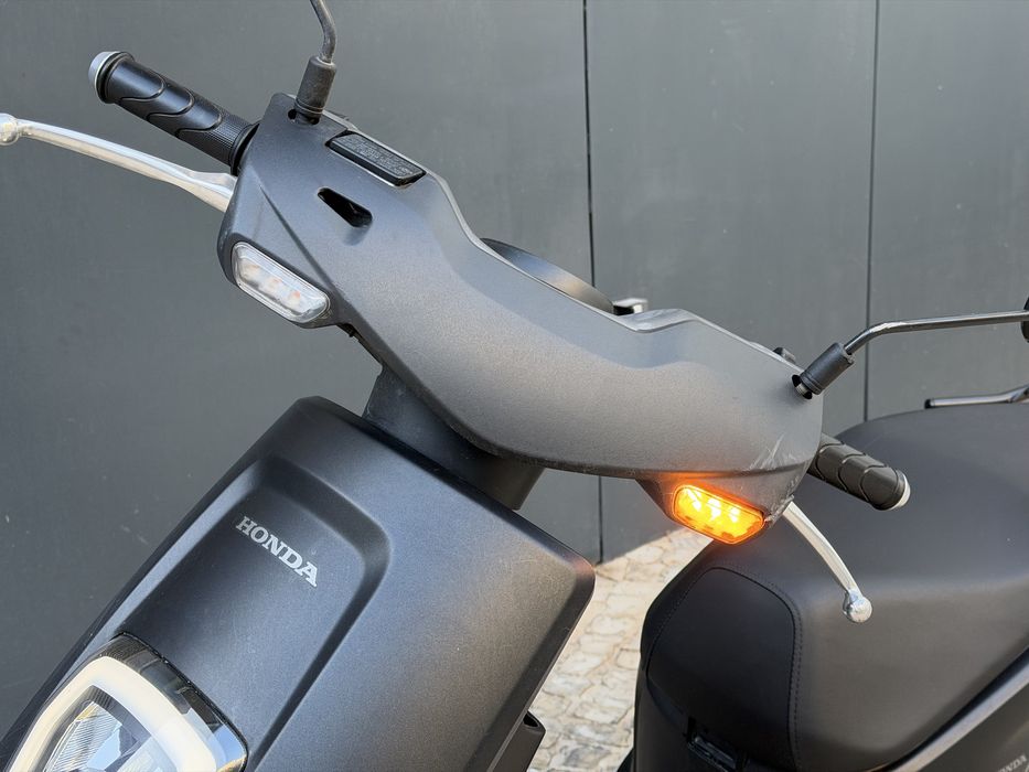 Mota Honda EM1 2024
