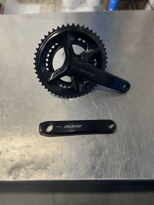 Grupa Shimano 105 Di2 2x12 R7100 z demontażu