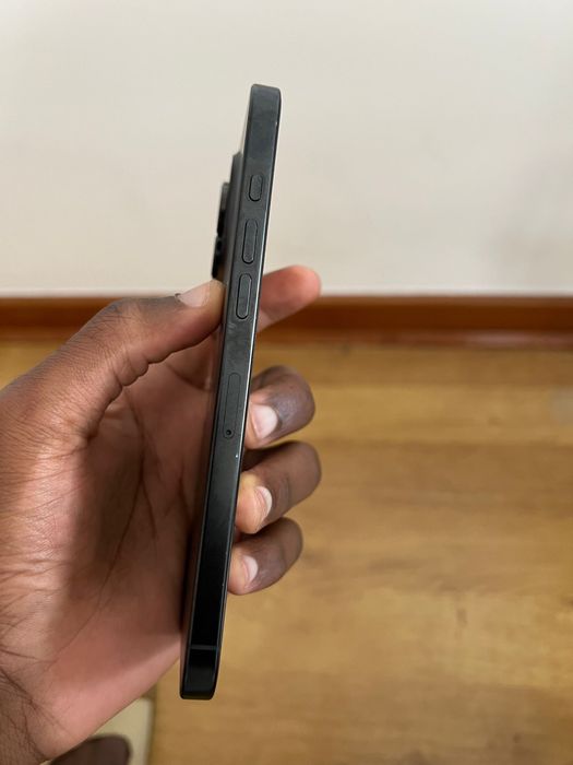 iPhone 16 Pro Max 256GB Preto – Como Novo