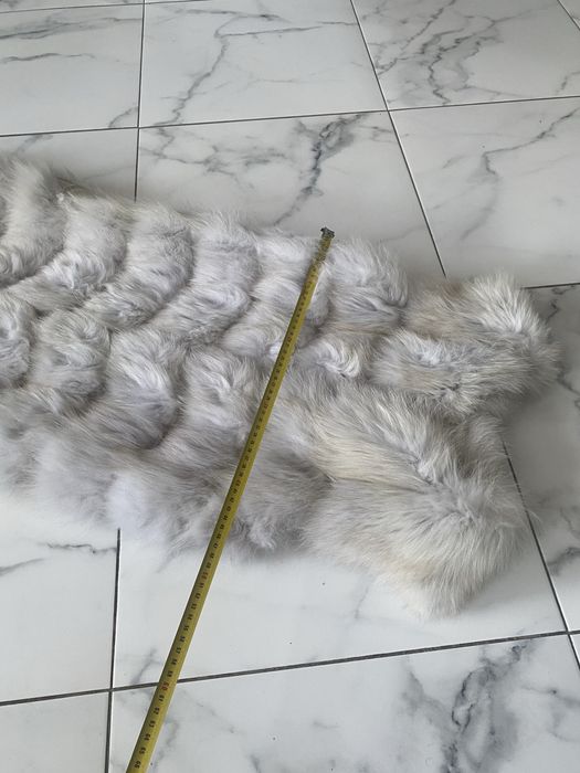 Жіноча желетка із песца терміново !