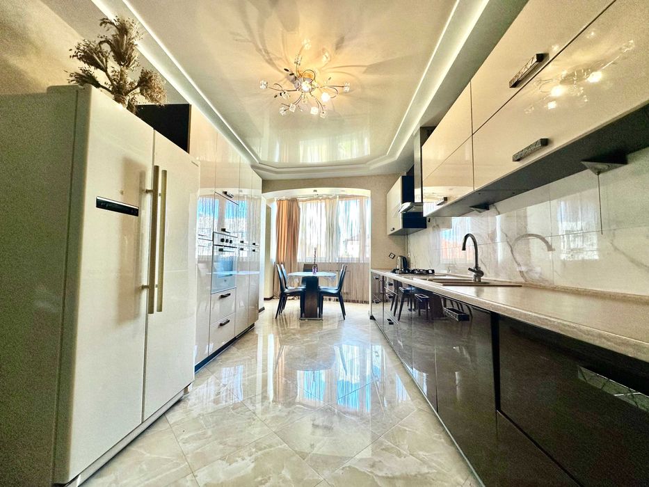 Продаж 3-кімнатної квартири в центрі Трускавця!