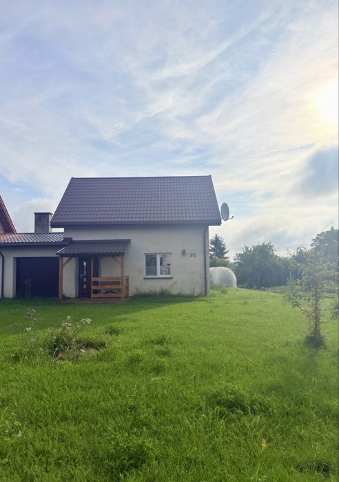 Przytulny dom na sprzedaż, z garażem bez pośredników