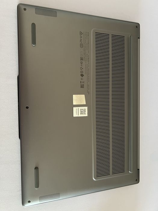 Lenovo IdeaPad Pro 5 14IAH10
