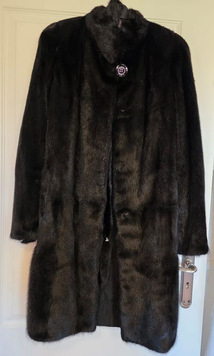 Futro z norek czarne
