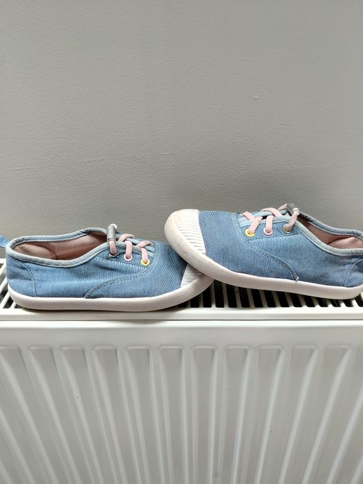 Niebieskie trampki/tenisówki dziecięce sportowe 31