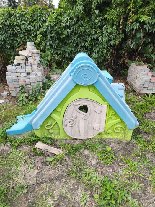 Oddam domek zjeżdżalnie dla dzieci