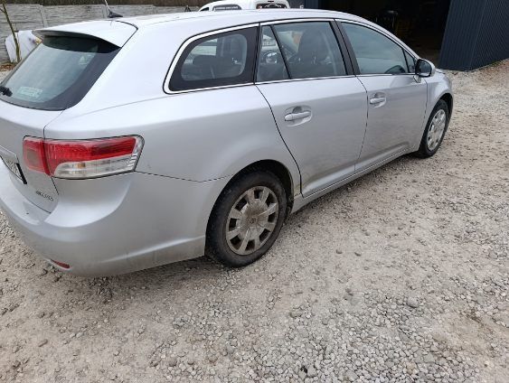 Toyota Avensis 2010