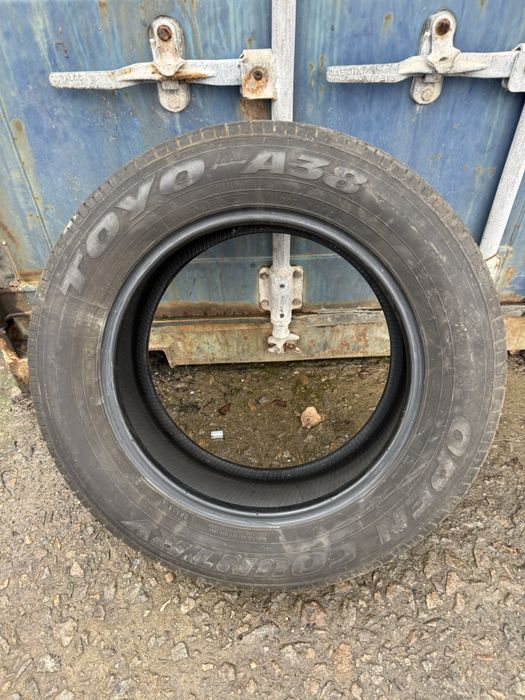 Шина 225/65 r17 toyo rav4 6мм