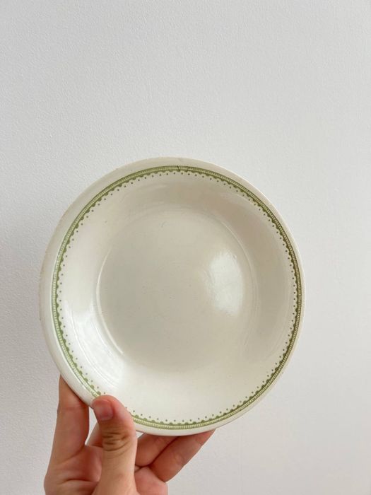 Тарілки давні камяний брід , буди