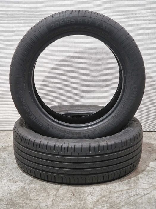 2 Pneus 205/55R17 CONTINENTAL Semi Novos