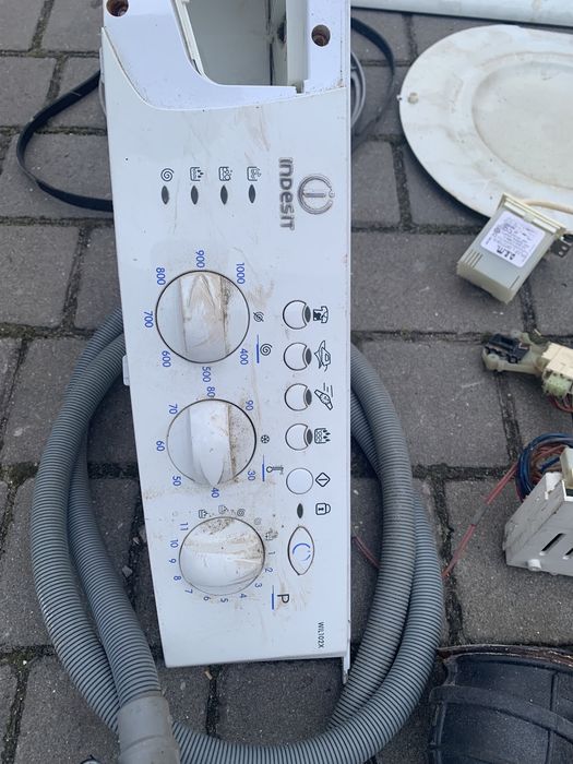 Indesit Wil 125 (WIXL125EXV)