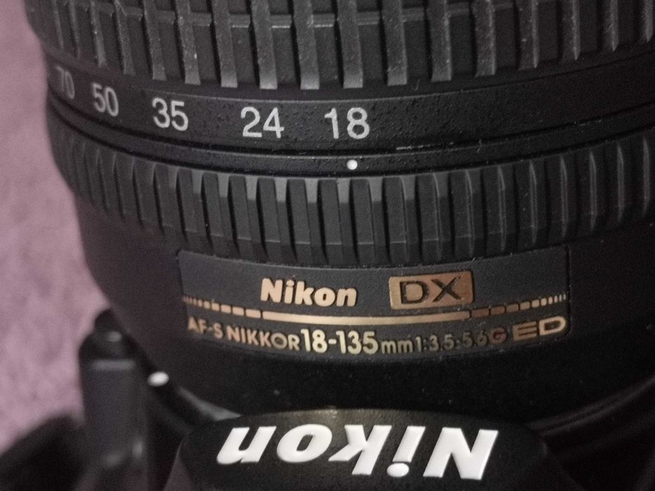 Máquina Fotográfica Nikon D3100