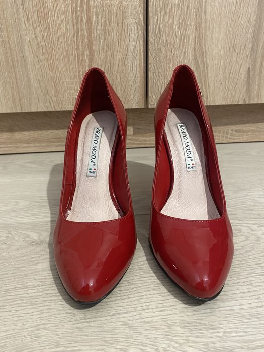 Жіночі туфлі на підборах Bravo Moda Italy. Розмір 37.