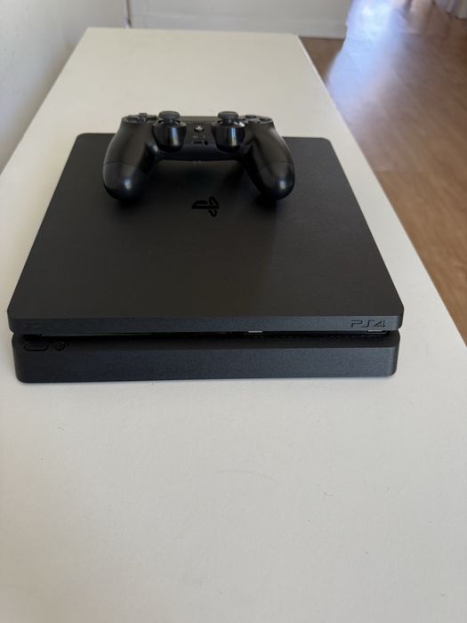 Ps4 slim 500gb + comando, otimo estado