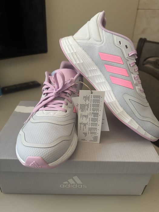 Жіночі літні кросівки Adidas оригінал р 39 25 см устілка