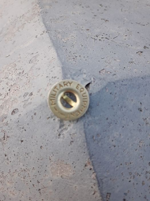 Guzik Military Equipment z mosiądzu mosiężny