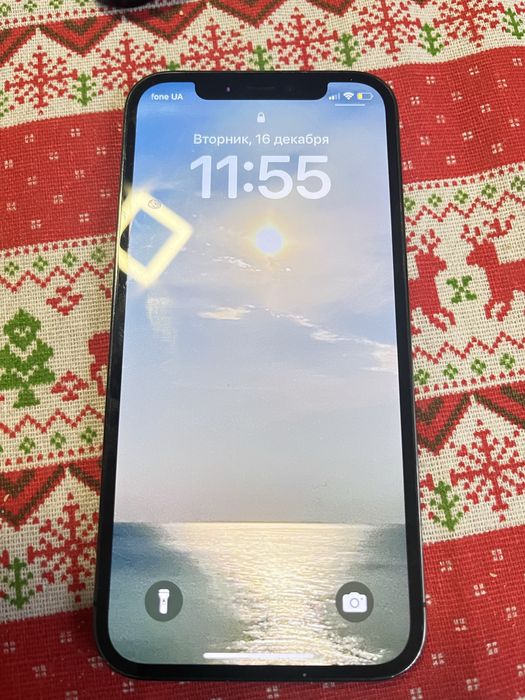 Продам 12 pro iphone  128 gb