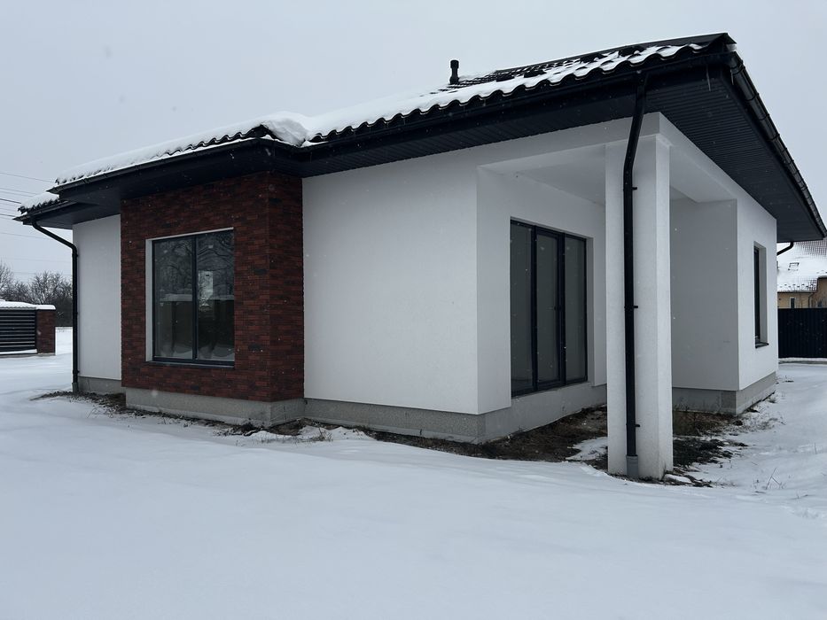 Одноповерховий ОСОБНЯК з гаражем