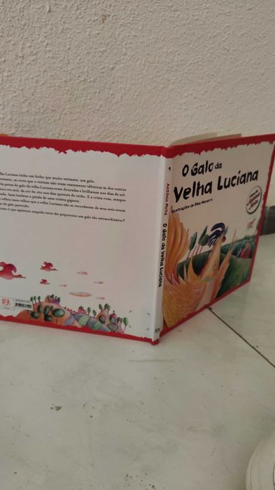 Livro O Galo da Velha Luciana