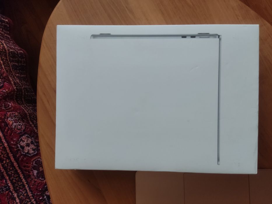 Apple MacBook Air 13" Retina (A1932) 256GB
