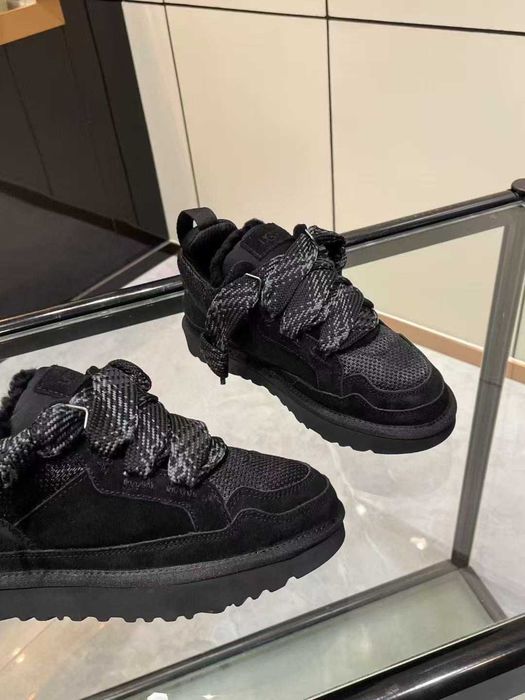 UGG Lowmel Black R.38