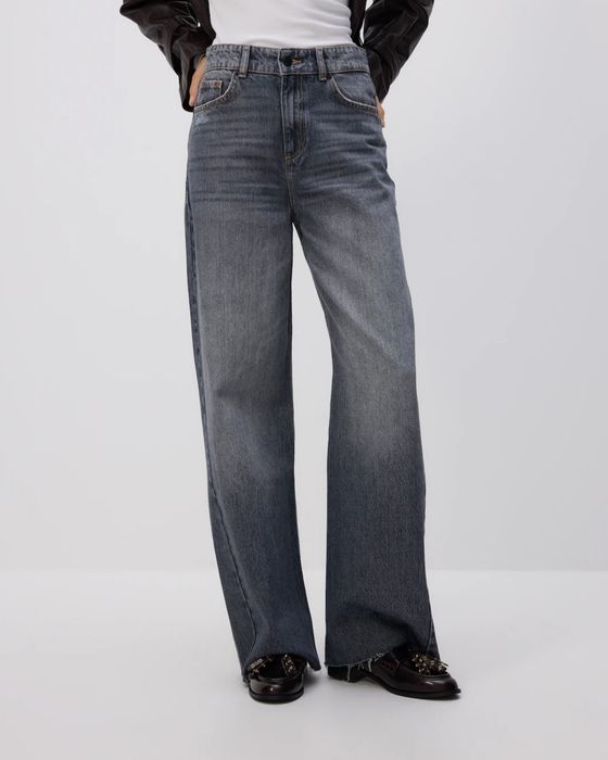 Продам нові джинси Wide leg Reserved