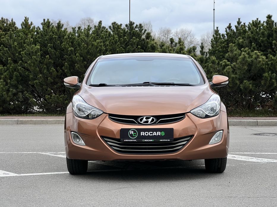 Hyundai Elantra 2012 рік 1.8 бенз/газ