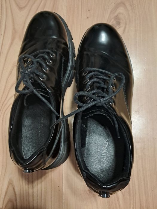 oksfordki eleganckie półbuty błyszczące