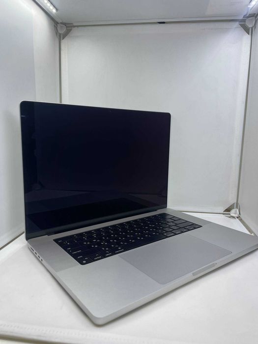 MacBook Pro 16" 2023 M3 Pro/36GB/1TB Silver - ГАРАНТІЯ 6 Місяців