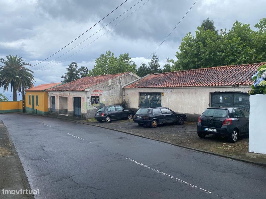 Armazém / Espaço Industrial com 365 m²