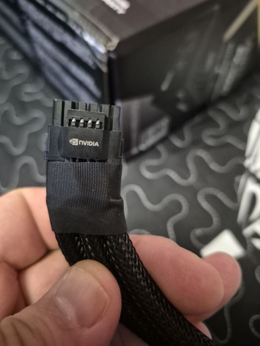 NVIDIA Nowy adapter do kart graficznych RTX