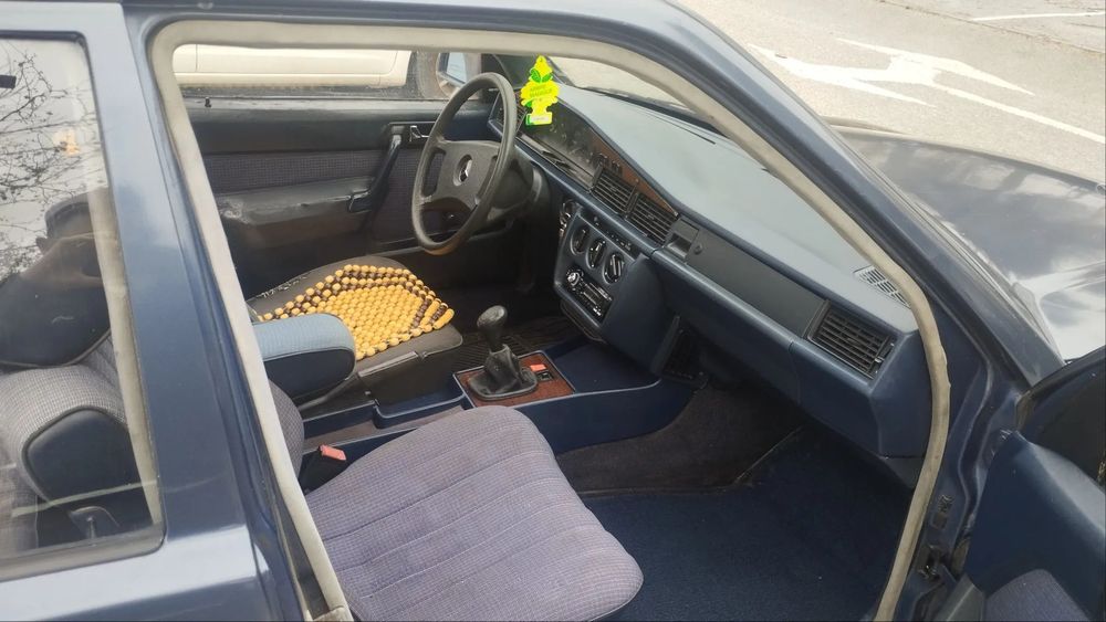 Mercedes-Benz A 190 foto 2