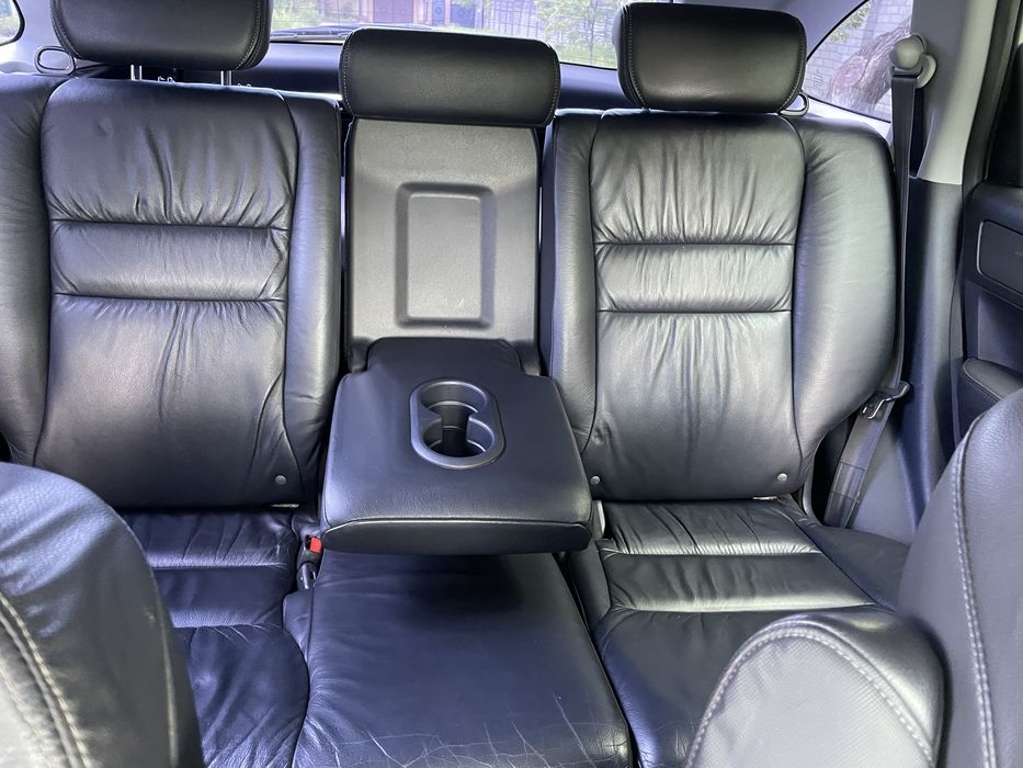 Продам автомобиль Honda CR-V 2011 года Акп по хорошей цене