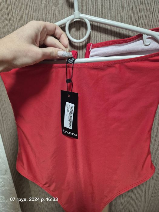 Жіночий суцільний купальник бандо Boohoo,
