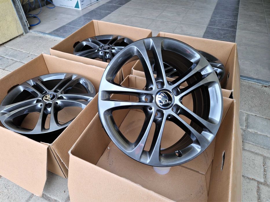 Alufelgi 17 5x112 Skoda Octavia Kodiaq Superb Yeti Karoq Grafit ! 809#