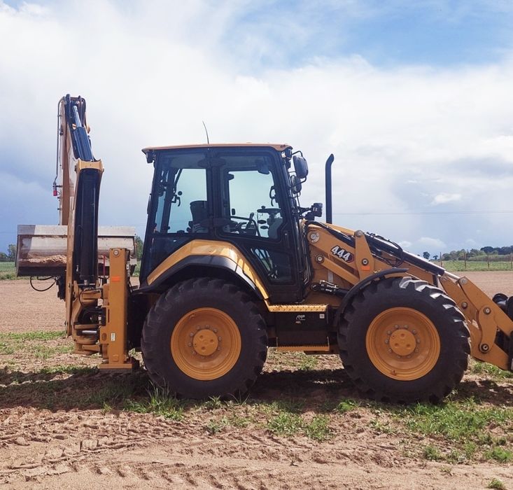 Usługi koparko-ładowarką i minikoparką