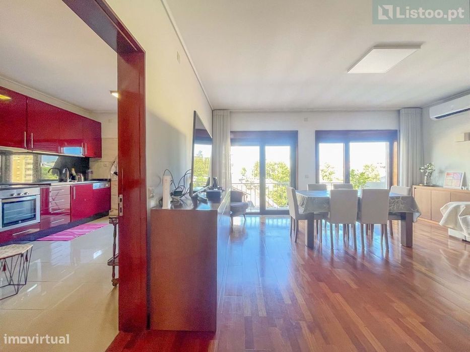 T5 Paranhos | 2 Suites | Varanda