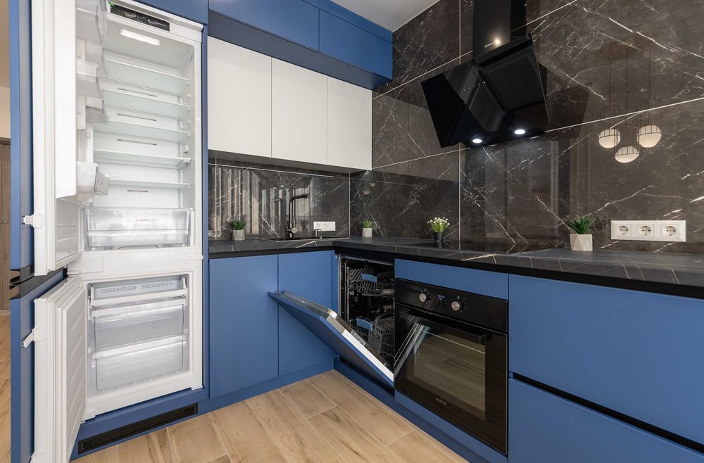 Подобово - люкс апартаменти - Бажана, 17 у будинку з власним Укриттям!