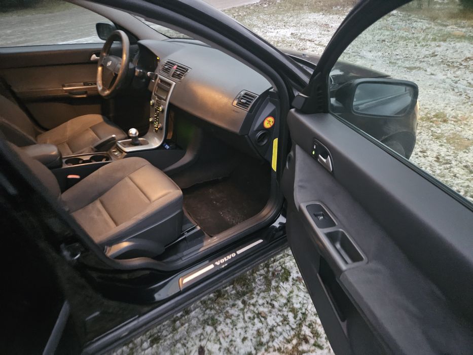 Volvo V50 2004 рік 2.0 дизель для військових