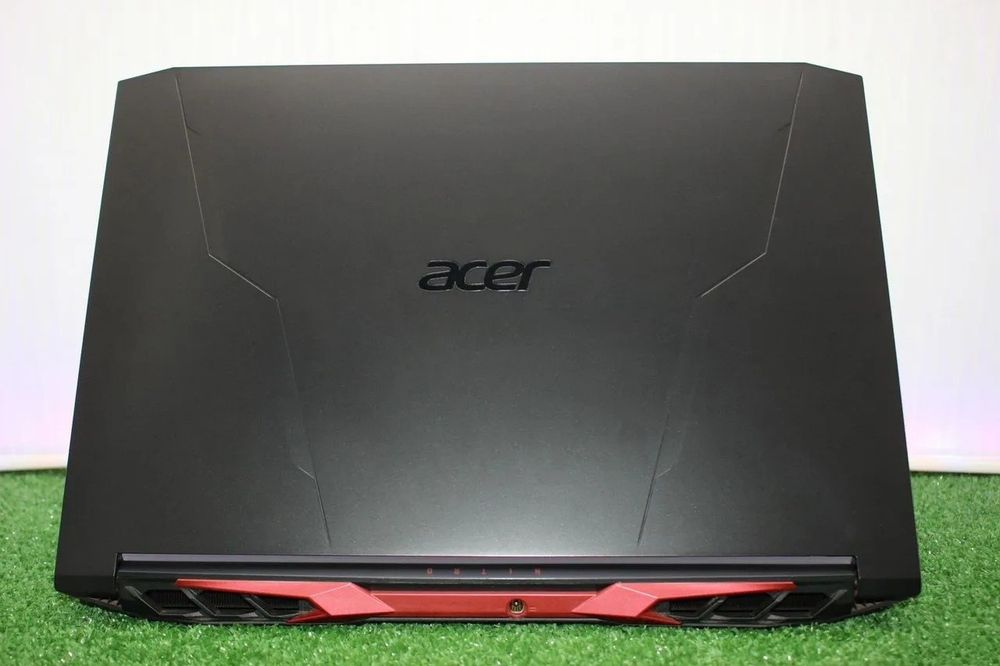 Супер Игровой Ноутбук (8Гиговая Видеокарта RTX 3070) Киберпанк, Сталкер 2