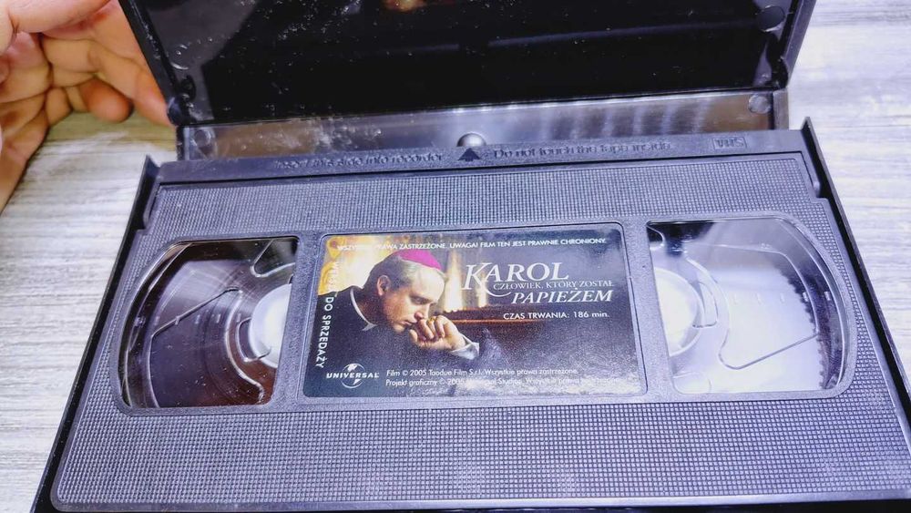 "Karol: Człowiek, który został papieżem"  VHS