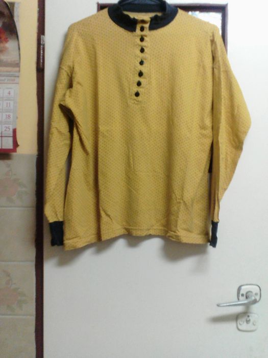 24. Bluzka damska rozmiar XL