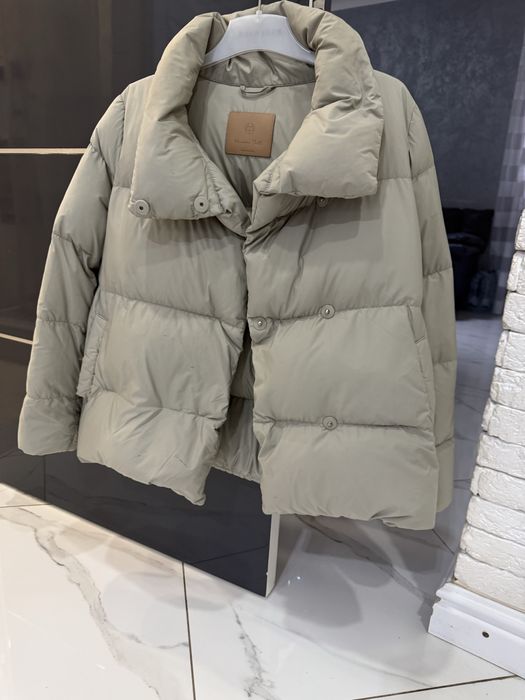 Куртка жіноча massimo dutti.
