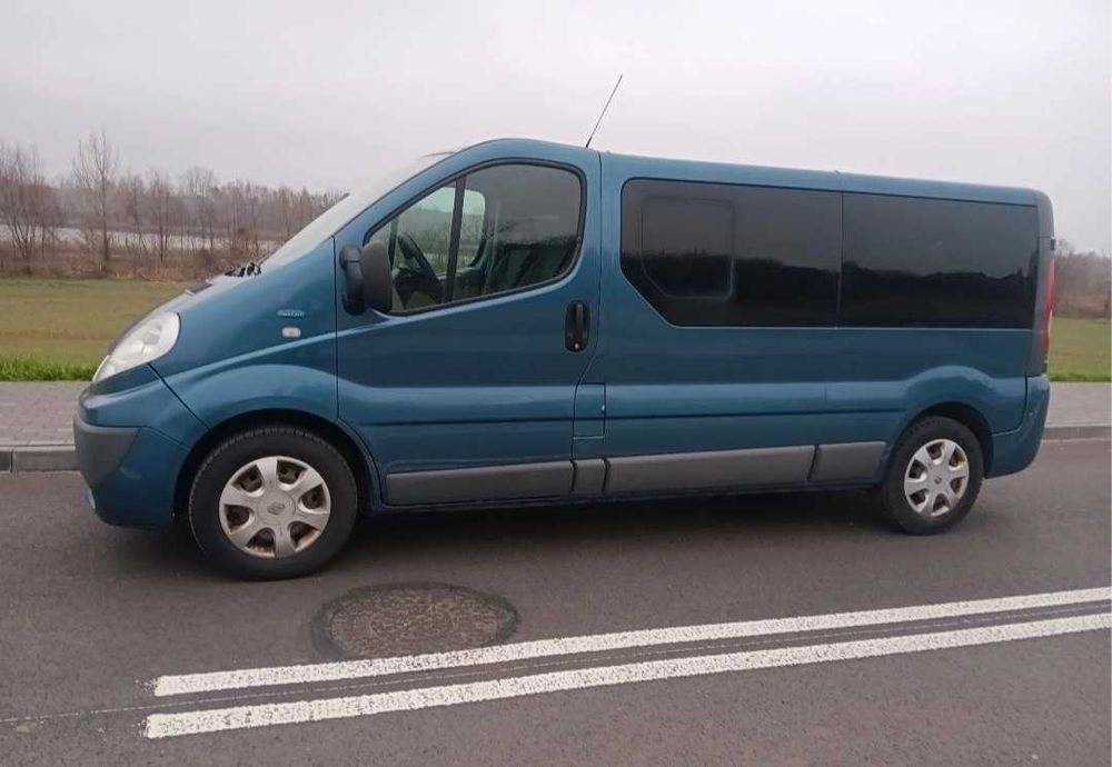 Renault Trafic  ( рено трафик )