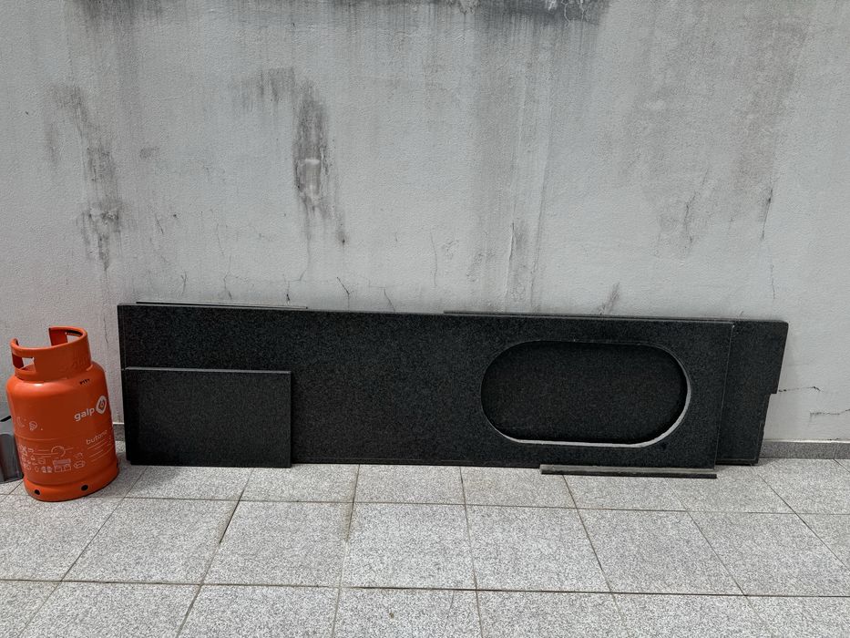 Pedra cozinha preta