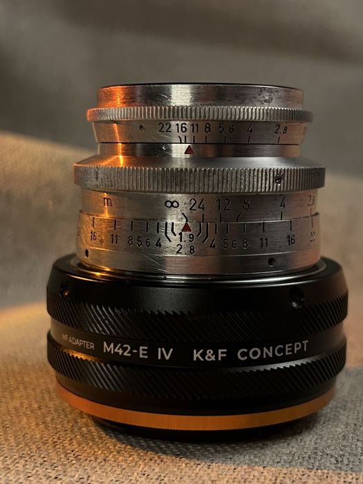Obiektyw Meyer-Optik Görlitz Primoplan Red ,,V,, 1,9/58 mm