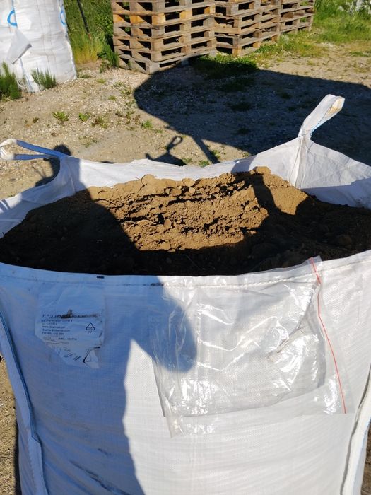 Ziemia Bardzo Ładna Polecam w Big Bagu Transport