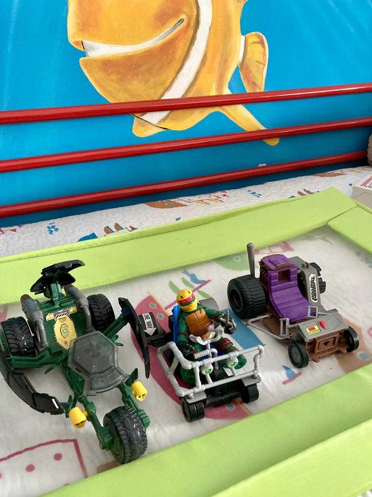 Vendo brinquedos das tartarugas ninja, stock completo ou por conjunto.